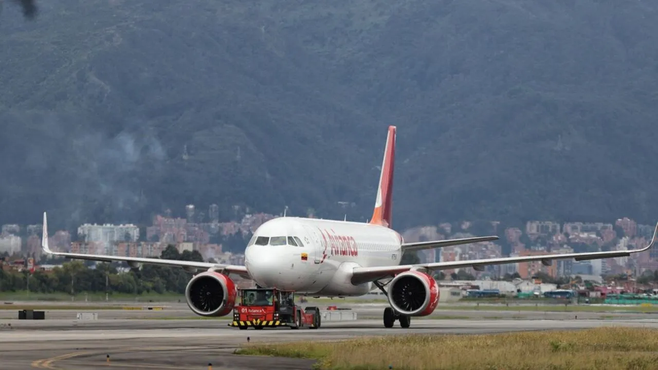Gobierno de Colombia instala PMU por actualización de aviones Airbus320 El gobierno instaló un puesto de mando para monitorear contingencia por el Airbus320