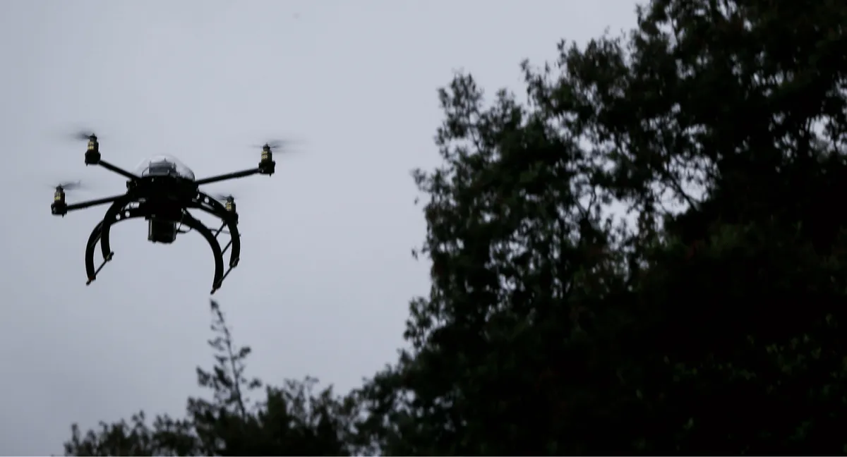 Grupos armados hacen un ataque con drones cada 20 horas en Colombia, según la FIP. Cada 20 horas hay un ataque con drones en Colombia y 2026 ya es el año con más casos registrados