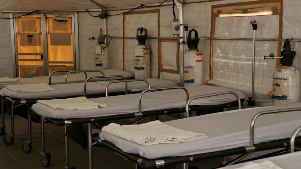 Hospital de campaña llega a Venezuela para atender emergencia. Colombia despliega hospital de campaña para atender a los damnificados por el terremoto en Venezuela