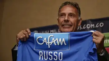 Miguel Ángel Russo, ícono del fútbol argentino, dejó un legado imborrable dentro y fuera d Miguel Ángel Russo: su vida, obra y trayectoria dedicada al fútbol