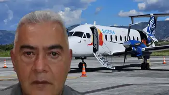 Un sobrino de 'Papá Pitufo' estaría contratando indebidamente con Satena. Denuncian que la aerolínea Satena le entregó contratos a un sobrino de alias Papá Pitufo