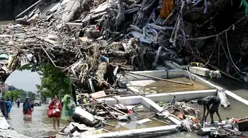 Fuertes lluvias desde el martes en Indonesia provocaron inundaciones y deslizamientos Fuertes lluvias en Indonesia dejan 23 personas sin vida y cinco desaparecidos en Bali y Flores