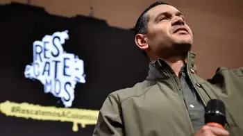 Daniel Palacios va por firmas a la Presidencia Daniel Palacios, el joven precandidato a la Presidencia que va por firmas