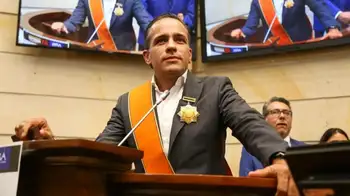 Alexander López y la restitución de su curul en el Senado El camino de Alexander López para recuperar su curul en el Senado
