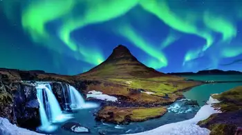 ‘Cazadores de Auroras’: el espectáculo que trae las auroras boreales a Bogotá Conozca cómo puede ver las auroras boreales sin salir de Bogotá
