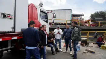 Bloqueos en vías de Boyacá Boyacá inicia la semana con bloqueos mineros y campesinos en varios puntos
