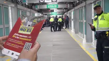 Reventa pasajes TransMilenio La elusión del pasaje o reventa de transbordos para TransMilenio, siguen presentes