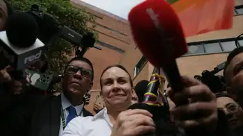 María C. Tarazona durante uno de sus encuentros con la prensa en la Fundación Santa Fe. María Claudia Tarazona, esposa de Miguel Uribe, vuelve a conmover con sus palabras