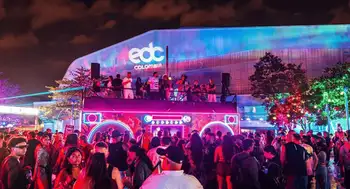 Ismael Gerardo Méndez Huertas murió tras la primera noche del EDC en Medellín (Antioquia). Antes del EDC, el Baum, el Afterlife y el Doom ya habían dejado muertos en festivales de electrónica