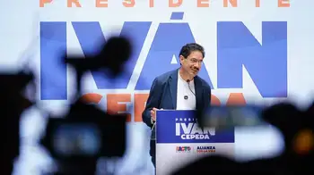 Iván Cepeda presenta sus programas sociales. ¿De dónde saldrá la plata?: cuentas de Cepeda para financiar propuestas sociales por $ 3 billones