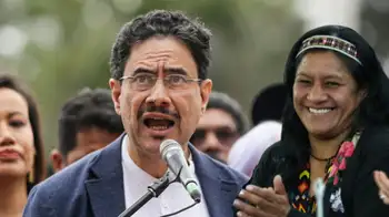 Iván Cepeda y Aída Quilcué son oficialmente candidatos para las elecciones presidenciales "No es parte de una retórica electoral": Iván Cepeda en su inscripción con Aída Quilcué