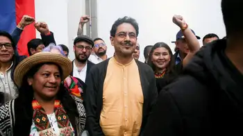 Iván Cepeda y sus cuentas claras de campaña. Iván Cepeda aclara las cuentas de su campaña: "Están en regla"