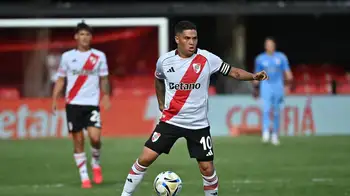 Juan Fernando Quintero Juanfer Quintero, de mal en peor: lesión muscular, adiós al clásico con Boca y… ¿Colombia?