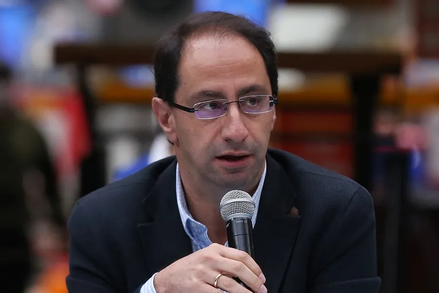 Juan Manuel Restrepo fue exministro de Hacienda del gobierno de Iván Duque. ¿Quién es José Manuel Restrepo, elegido por Abelardo de la Espriella para ser su vicepresidente?