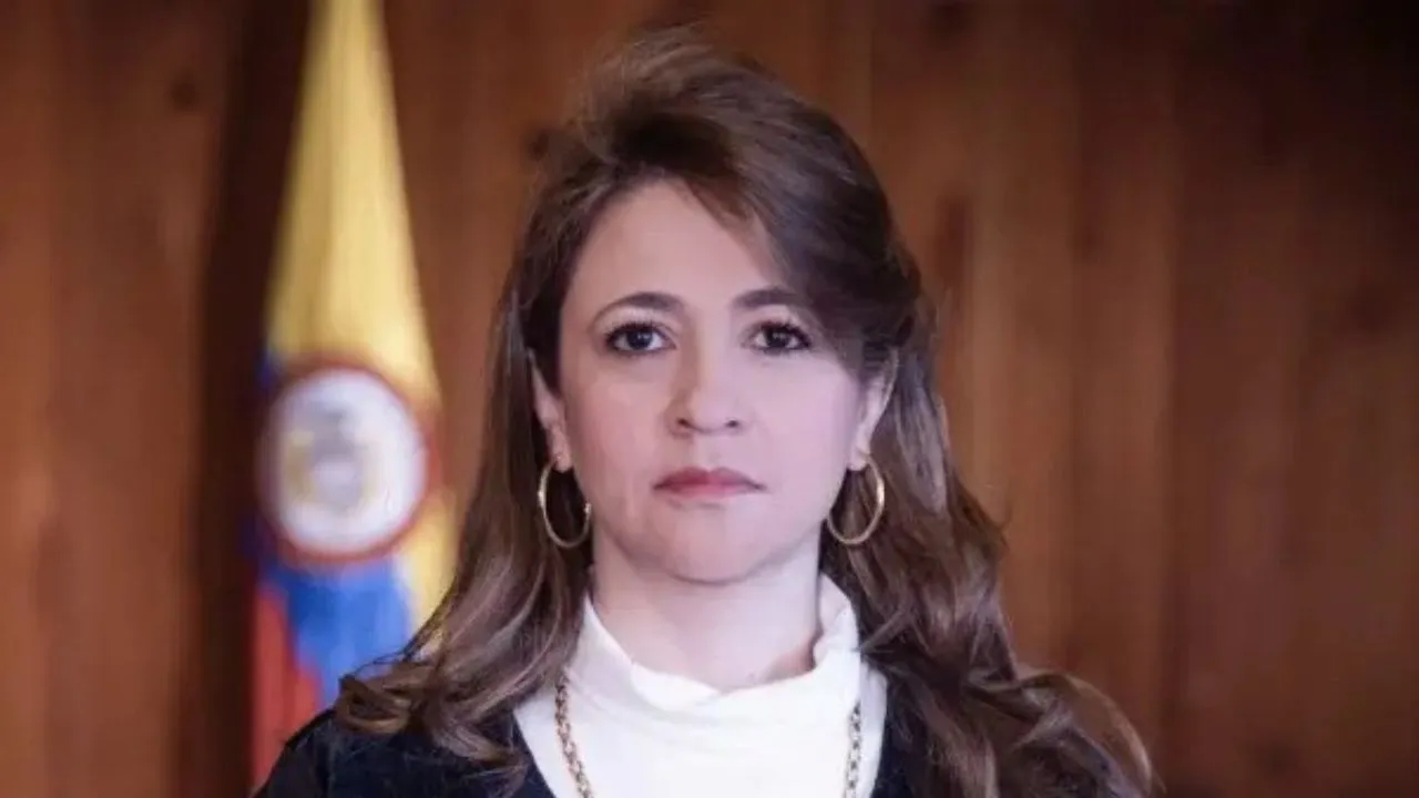 La exmagistrada Cristiana Lombana hará parte del gobierno de De La Espriella ¿Quién es Cristina Lombana? Nueva secretaria de Transparencia de Abelardo De La Espriella