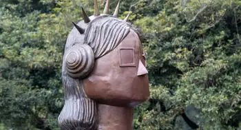 La Rockera Bogotá tiene una nueva escultura en homenaje a Rock al Parque: está hecha con 30.000 balas