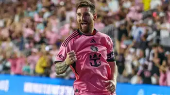 Lionel Messi Lionel Messi llegó a 900 goles, pero está lejísimos de ser el récord histórico: ¿a cuánto está?