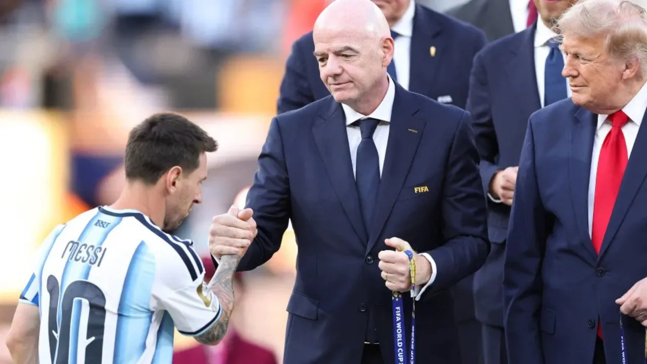 Lionel Messi y Gianni Infantino ¿Infantino le pidió perdón a Argentina? La carta que le envió tras perder la final con España