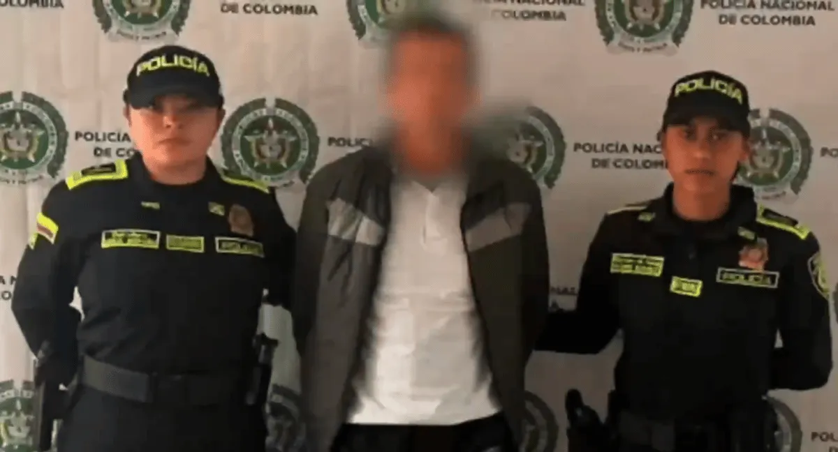 Luis Fernando Vásquez Moreno fue enviado a la cárcel por el feminicidio de su pareja. Cárcel a hombre que habría matado a su pareja embarazada y movido el cuerpo en un carro de mercado