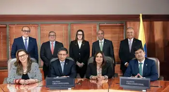 Magistrados de la Corte Constitucional Emergencia económica: el comité de aplausos de los gobernadores