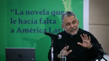 Mario Mendoza presenta ‘La hora de los lobos’ en la FILBo 2026 Mario Mendoza regresa a la FILBo: 'La hora de los lobos', el rostro moderno del crimen en Colombia
