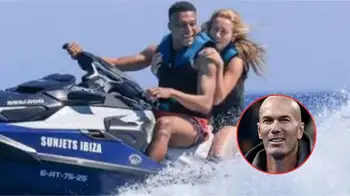 Mbappé, de romance con Ester Expósito en Miami, pero no se olvida de este hombre Mbappé, de romance con Ester Expósito en Miami, pero no se olvida de este hombre