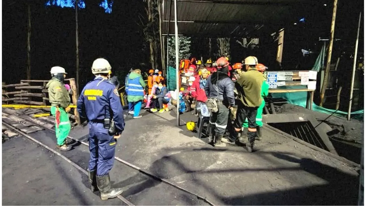 Mineros Sutatausa Recuperan cinco cuerpos en mina de Sutatausa; continúa la operación de rescate
