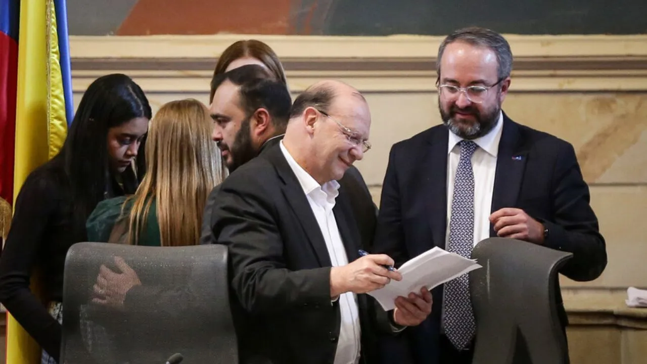 MinHacienda planea cobrar impuesto por transacciones virtuales ¿Pagaría el 15x1.000 por comprar en la tienda?