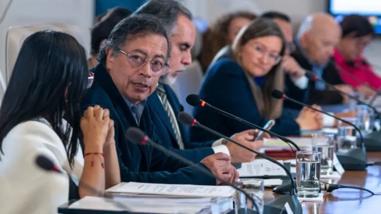Consejo de Ministros - Gustavo Petro Gustavo Petro, el presidente colombiano con más relevos de ministros en los últimos 23 años