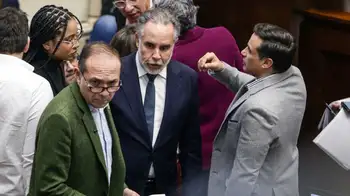 Ministros de Trabajo y de Interior discuten sobre el aumento del salario mínimo para 2026 Encontrón público entre los ministros Sanguino y Benedetti por el salario mínimo