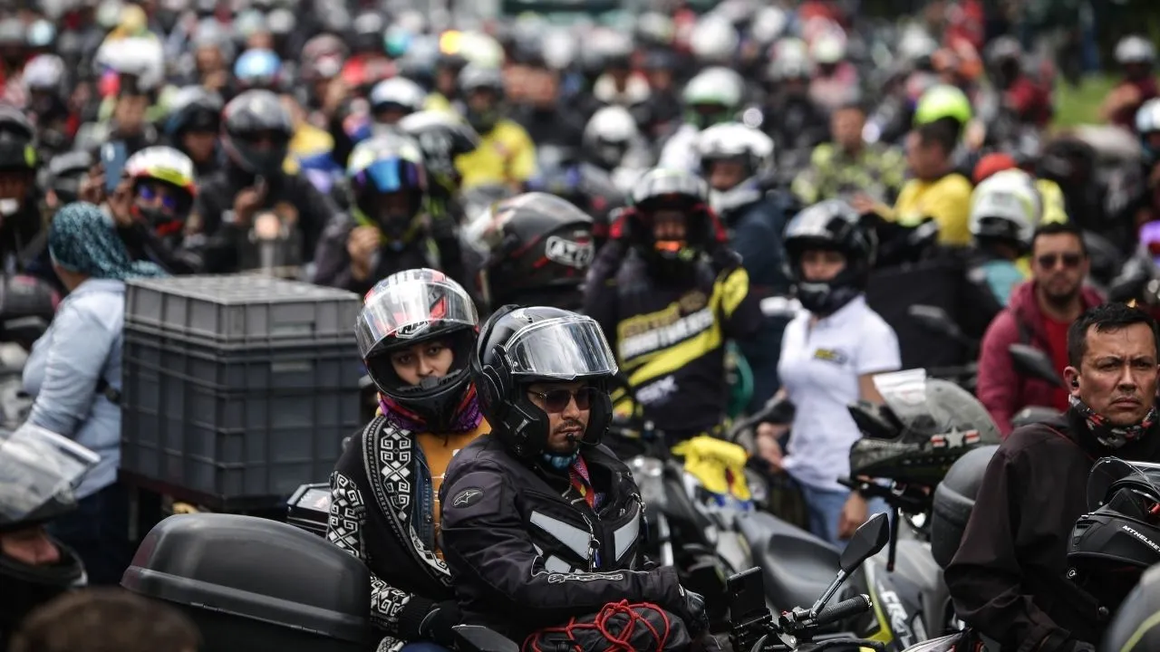 Motociclistas convocaron protestas Regreso tortuoso a casa para millones de habitantes de Bogotá: Alcaldía y moteros no ceden