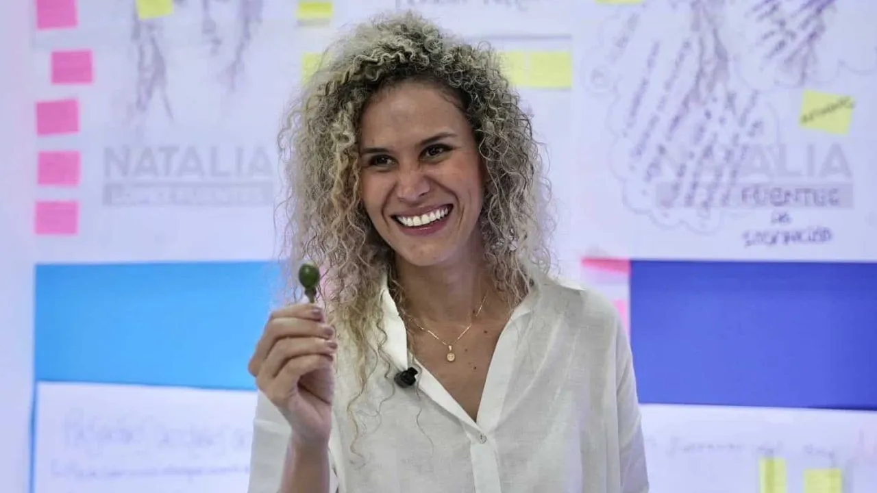 Natalia López Fuentes será la nueva ministra del Trabajo. ¿Quién es Natalia López Fuentes? Ministra designada del Trabajo en el gobierno de De La Espriella