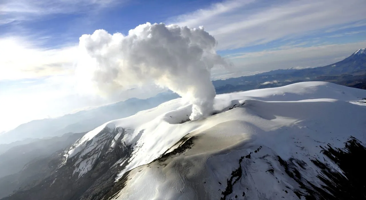 Nevado del Ruiz Aprueban ley que declara patrimonio a Armero y al Nevado del Ruiz para preservar su memoria