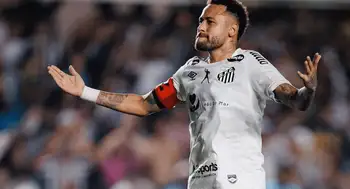 Neymar marcó dos goles de penalti en el empate 2-2 del Santos contra el Flamengo. Video | Así fueron los dos goles de penalti de Neymar en su regreso de la lesión contra el Flamengo