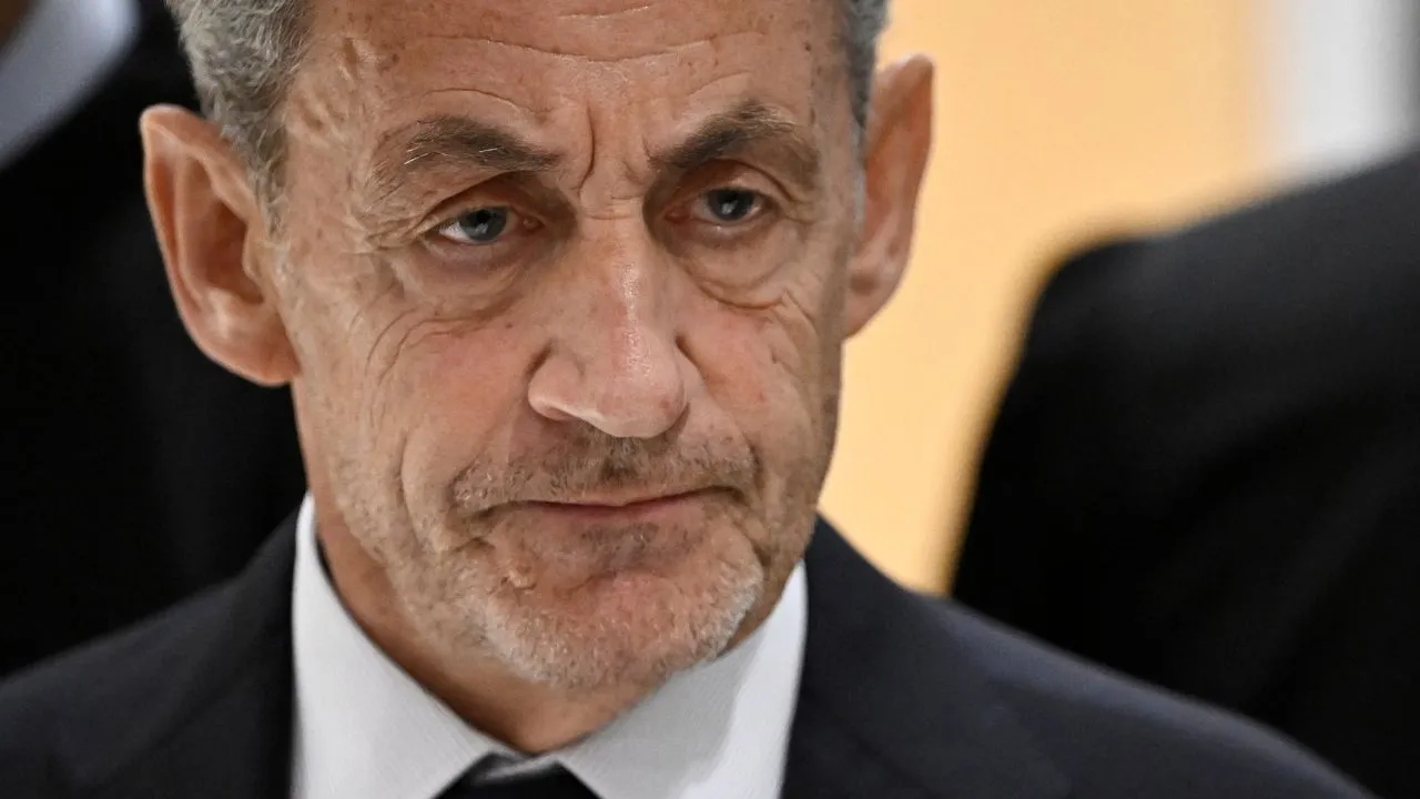 Nicolas Sarkozy, expresidente francés, fue condenado a cinco años de prisión Nicolas Sarkozy, expresidente francés, fue condenado a cinco años de prisión