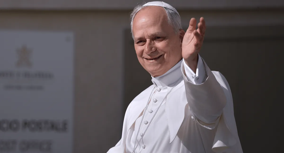 Papa León XIV recibió el alta del hospital Gemelli tras su operación de cáncer de pulmón. Papa León XIV recibió el alta tras su operación de cáncer de pulmón y regresa al Vaticano