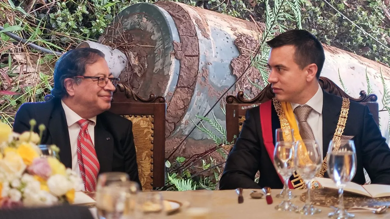 Petro Noboa Petro confirma que bomba hallada en frontera es de Ecuador y anuncia 'nota de protesta'