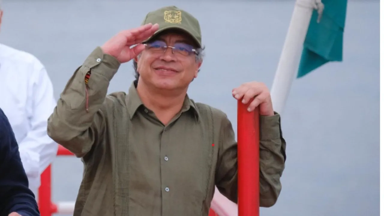 Petro rechazó el uso de Colombia para una posible intervención militar en Venezuela Petro desde Brasil: Colombia no permitirá el uso de su territorio para invadir a Venezuela