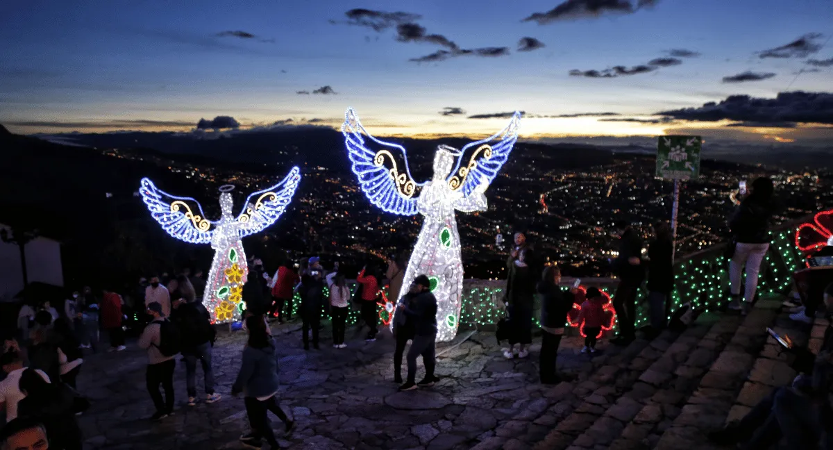 Piden evaluar los alumbrados navideños de 2026 por el riesgo de racionamiento de energía. ¿Habrá alumbrados navideños este año? Senador pide a alcaldes evaluar si los instalan por El Niño