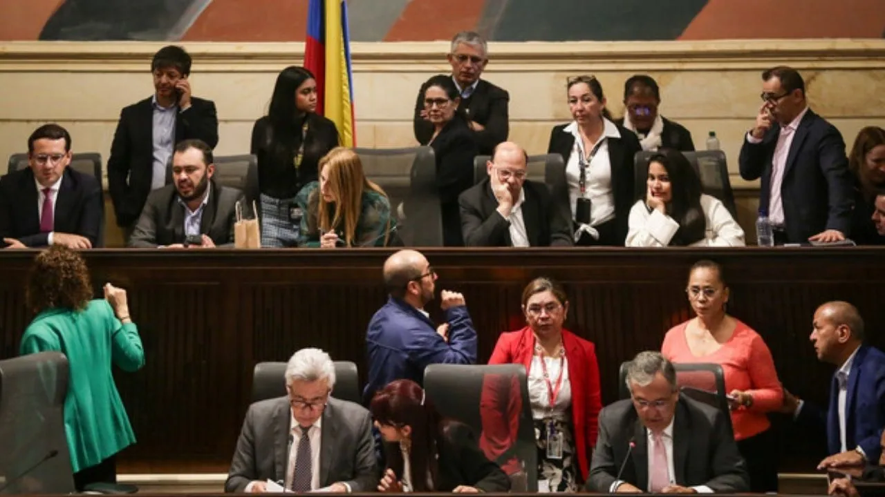 Plenaria de la Cámara de Representantes aprobó el presupuesto para 2026 Del Senado depende el presupuesto de 2026, ya la Cámara avaló la propuesta