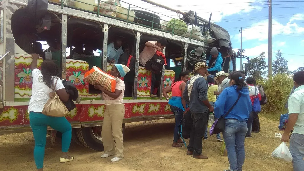 Pobreza en hogares femeninos en Colombia Ser mujer y jefe rural de hogar: un sinónimo de pobreza en Colombia