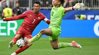 Portugal goleó 5-0 a Uzbekistán Portugal dio un golpe de autoridad con doblete de CR7 y goleó 5-0 a Uzbekistán