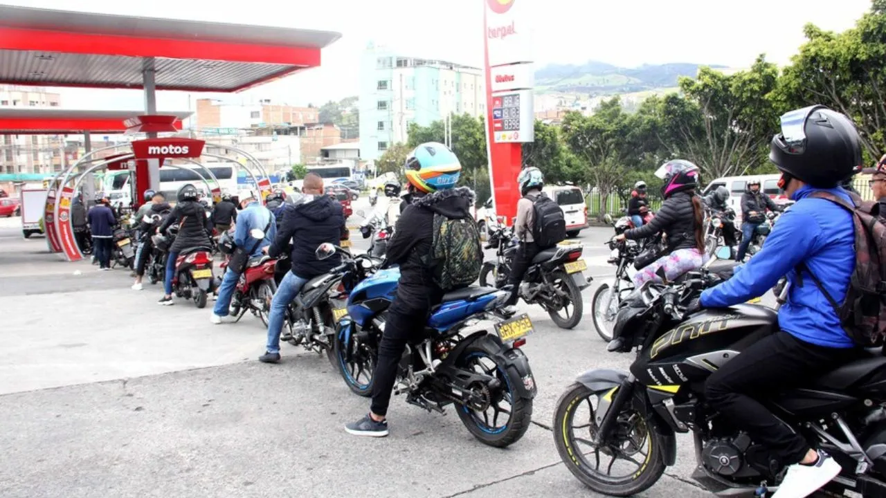 Precio de la gasolina enero 2026 El precio de la gasolina arranca 2026 con aumentos: ¿Cuánto subió?