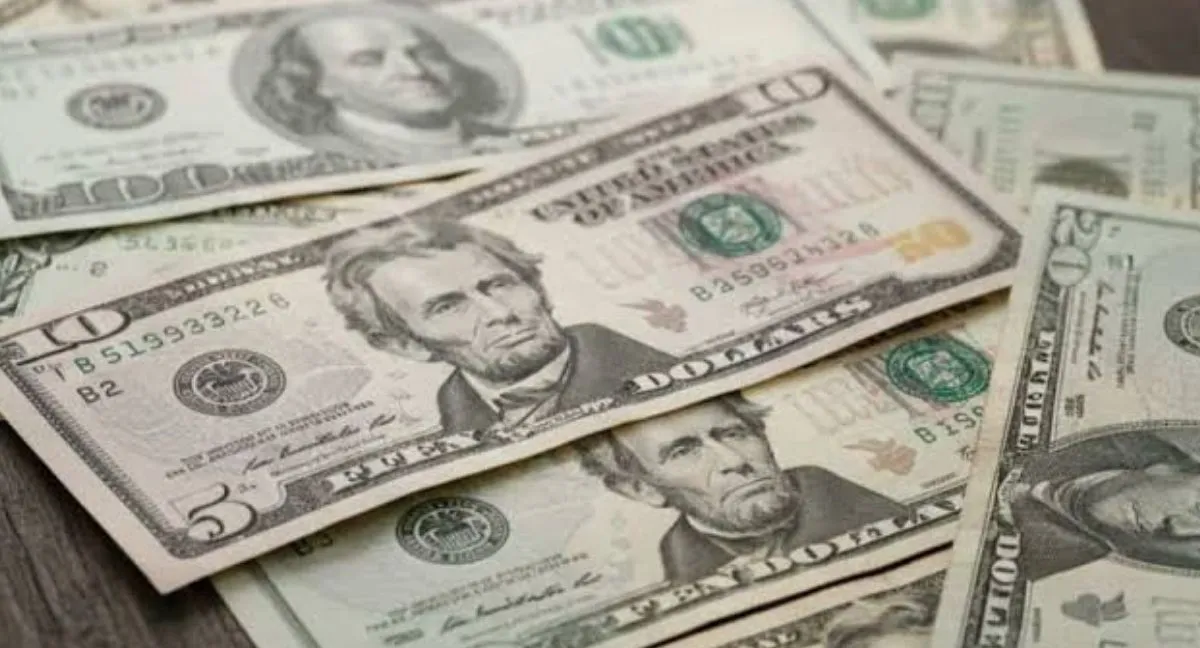 Precio del dólar hoy 10 de septiembre Precio del dólar hoy en Colombia: la moneda abre al alza este 10 de septiembre y se aleja de $ 3.000