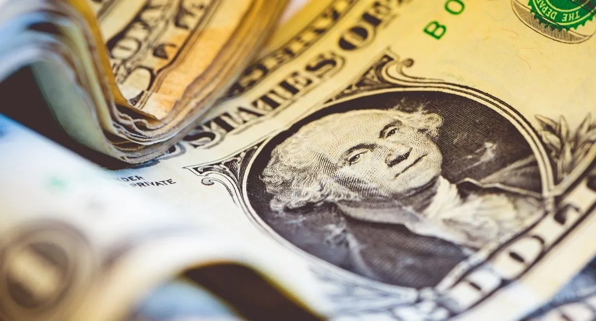 Precio del dólar hoy 7 de octubre en Colombia Dólar se recupera y cierra al alza este 7 de octubre en Colombia: así quedó el precio promedio hoy
