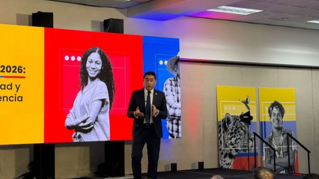 Presidente del Consejo Nacional Electora, Cristian Quiroz, habla en capacitación Elecciones 2026: Registraduría y CNE adelantan capacitaciones a actores electorales