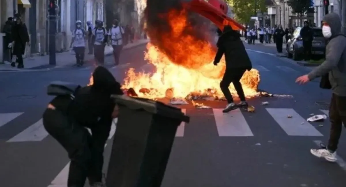 Protestas en Francia Video | Francia, bajo fuego: una nueva grave ola de protestas se vivió en pleno Halloween