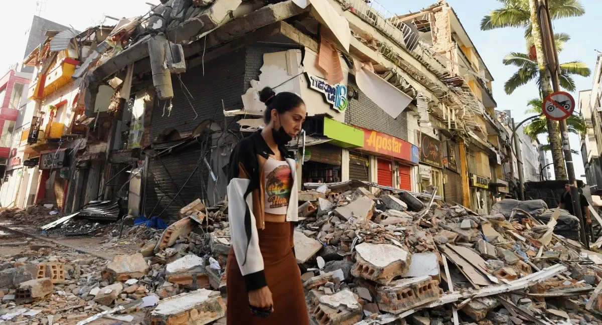 Proyecto de ley busca eliminar el costo de los trámites para la reconstrucción de vivienda Proyecto de ley busca que víctimas del terremoto reconstruyan sus hogares sin pagar trámites