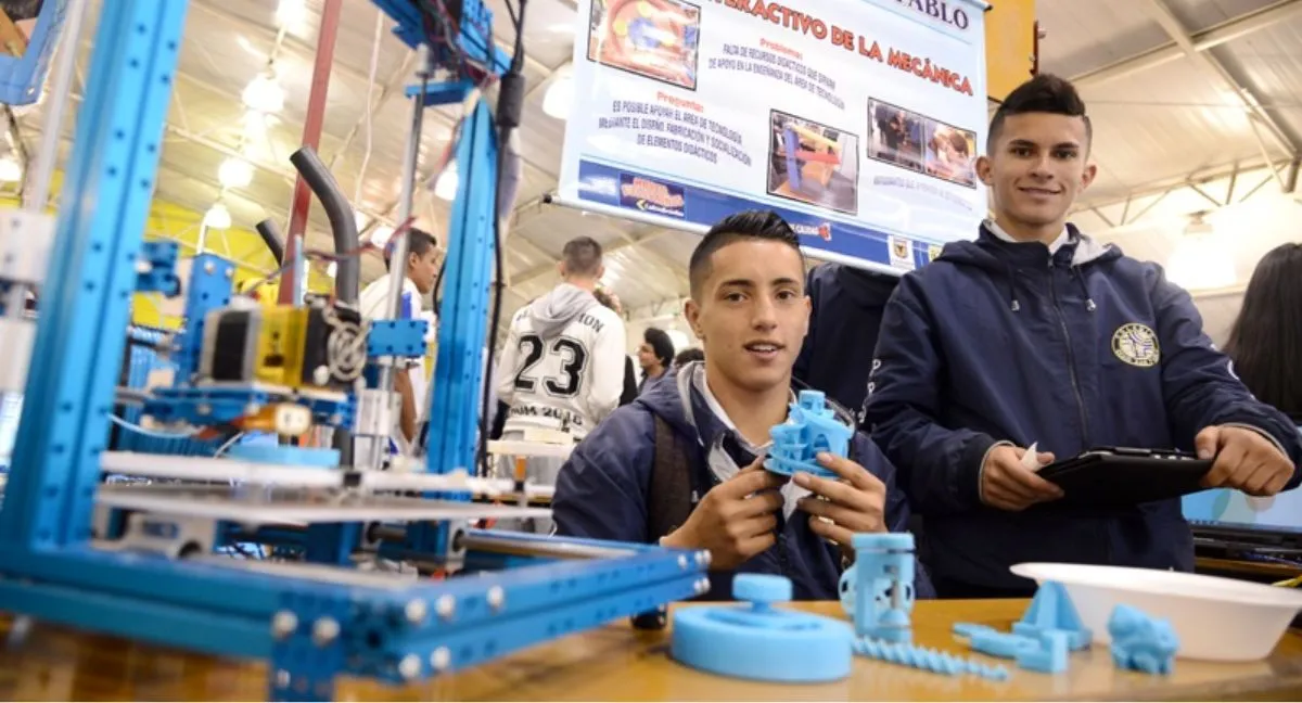 Proyecto que busca llevar programación, robótica e internet a los colegios Senado aprueba proyecto que busca llevar programación, robótica e internet a los colegios