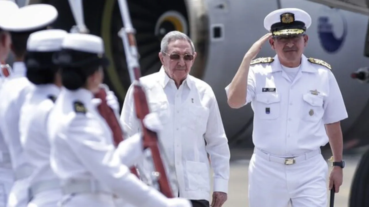 Raúl Castro recibe acusación penal por parte de Estados Unidos Los cargos que enfrentará el líder cubano Raúl Castro por parte de EE. UU.